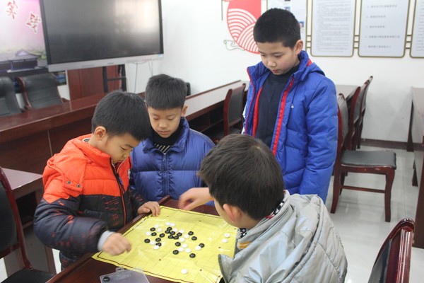 12月27日开展“体验科学 快乐成长”科普活动.JPG