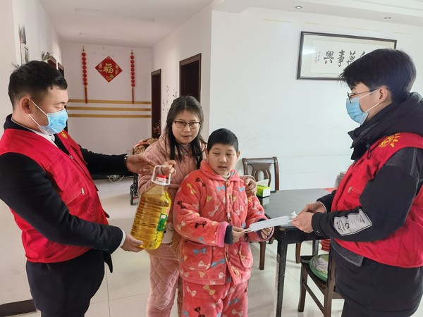 2021年1月18日陡岗社区新时代文明实践站开展关爱困境儿童慰问活动.jpg