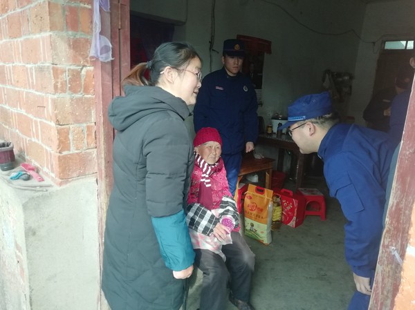 春节慰问 (2).jpg