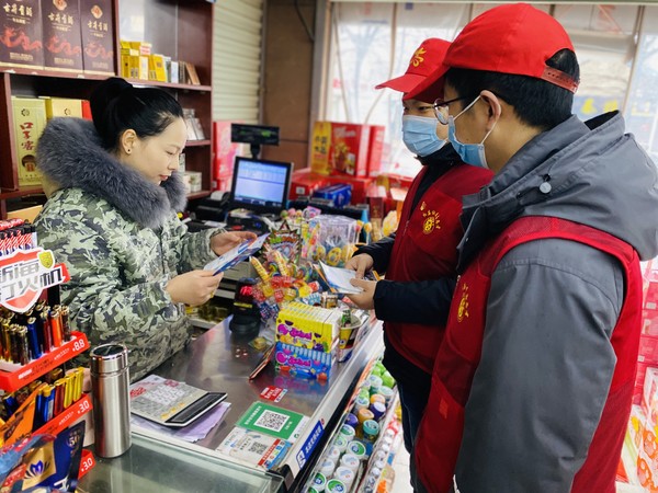 2021年2月26日下午,红庙社区新时代文明实践站开展诚信经营宣传活动(拍摄作者:红庙社区高超) (2).jpg