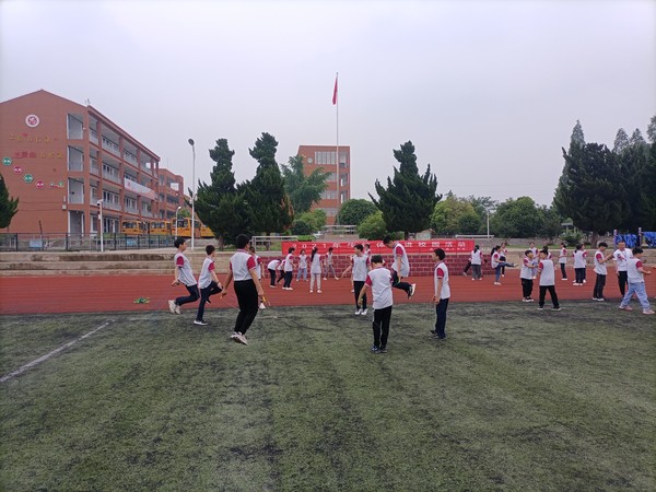 2021年5月18日滁州市第十中学开展传统体育进校园活动5.jpg