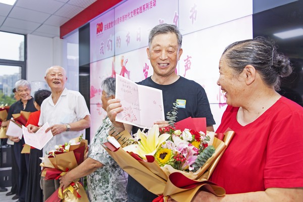 8月10日银西社区新时代文明实践站开展我们的节日-七夕节主题活动 拍摄者：陈琳.jpg