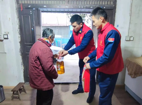 慰问活动 (2).jpg