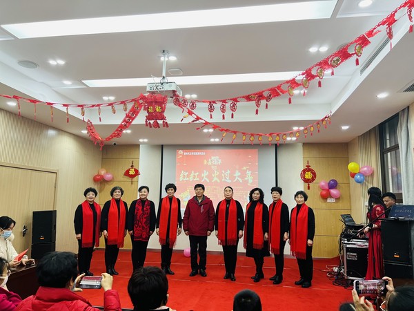 2022年1月27日东坡社区组织开展&ldquo;红红火火过大年&rdquo;主题活动（拍摄人：周琳，拍摄单位：东坡社区） (17).jpg