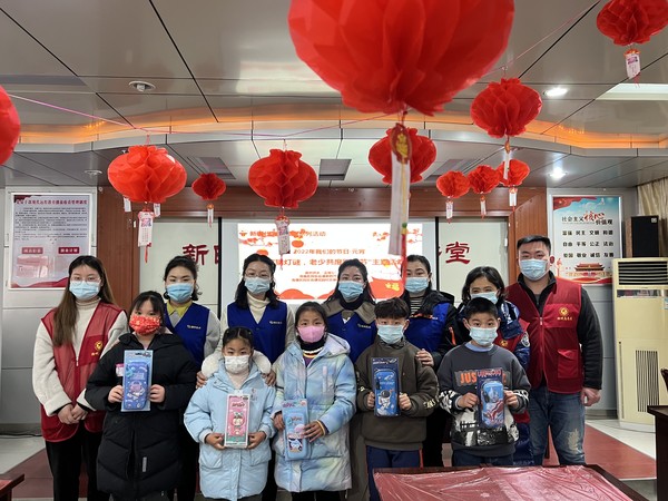 2022年2月10日，南谯区花园社区新时代文明实践站开展了&ldquo;搓元宵猜灯谜，老少共度团圆年&rdquo;主题活动 (3).JPG