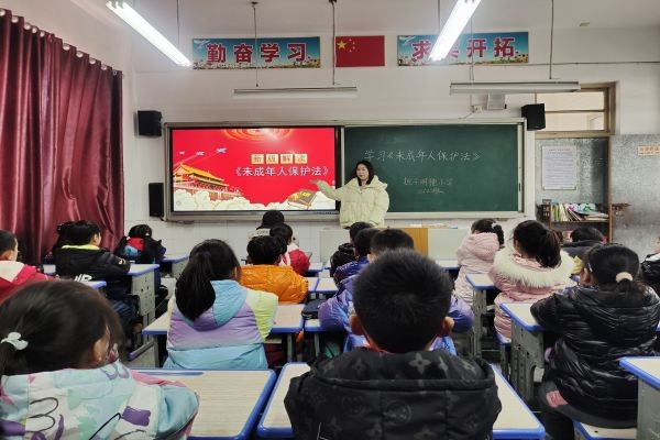 cfca25ea-dc86-49fe-bb44-6bd9c385b5df.jpg