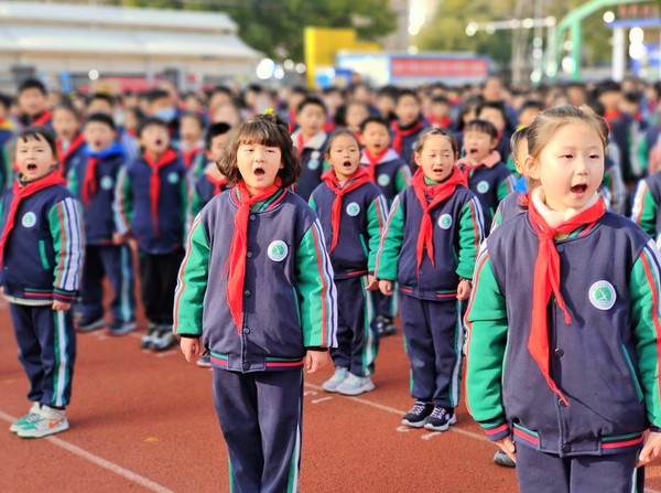 唱雷锋歌曲.jpg