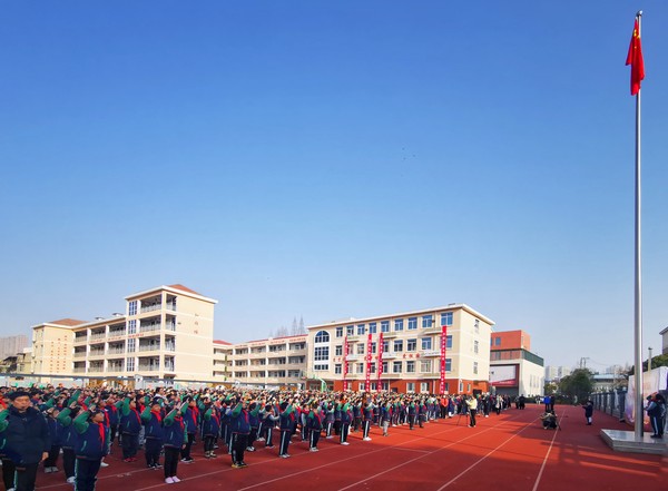 升国旗.jpg