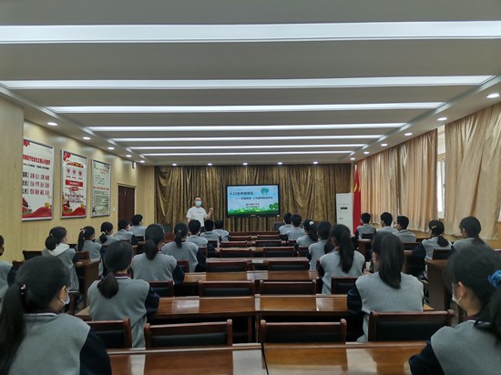 节能环保教育：2022年4月22日，滁州市第六中学在团校开展“世界地球日”主题教育活动 (3).jpg