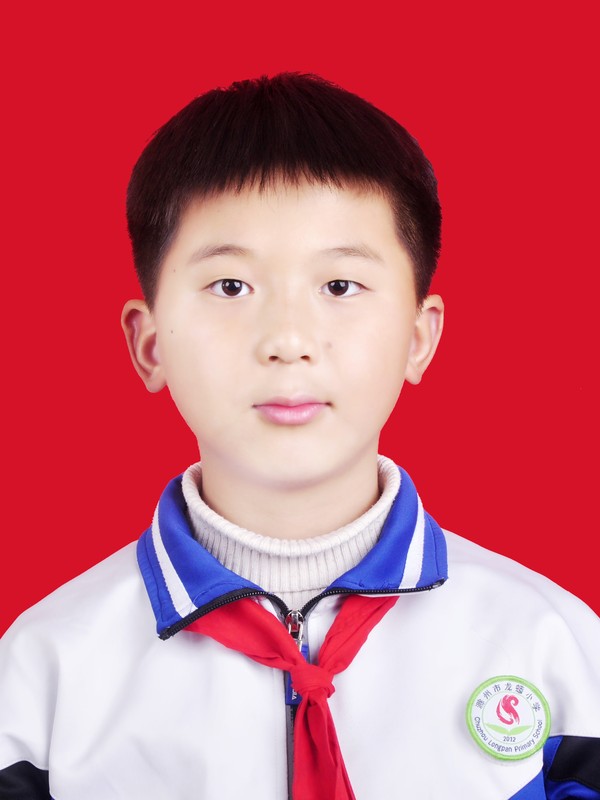 陈翰证件照.JPG