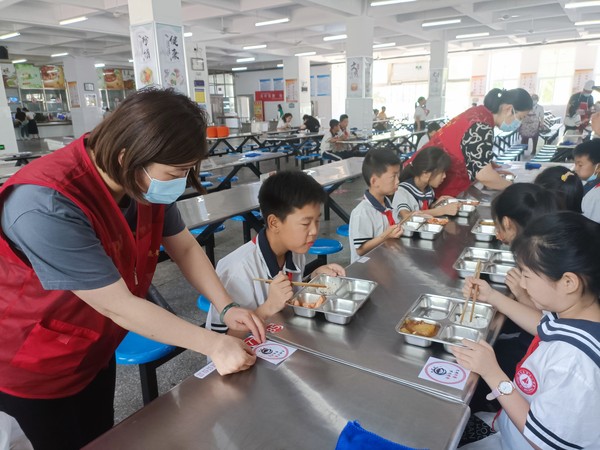 餐饮浪费 (1).jpg