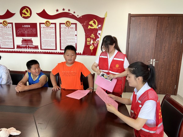 2022年6月27日,碧桂园第一社区开展“珍爱生命 预防溺水”活动 拍摄者:王普贤 拍摄单位:碧桂园第一社区 (2).jpg