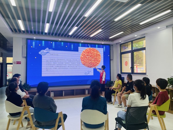 紫南社区新时代文明实践站，2022年9月8日，在紫南社区开展&ldquo;我们的节日&middot;中秋&rdquo;主题活动。拍摄者：徐慧，拍摄单位：紫南社区 (4).JPG