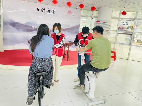 红庙社区新时代文明实践站,2022年9月26日,开展“全民健身 快乐骑行”主题健身活动(拍摄作者:红庙社区高超) (2).jpg