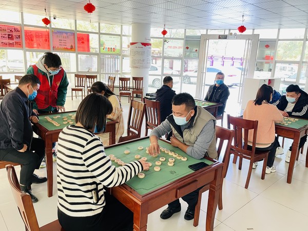 红庙社区新时代文明实践站，2022年10月12日，在红庙社区开展“以棋会友‘棋’乐无穷”主题宣传文化活动（拍摄作者：红庙社区高超） (4).jpg