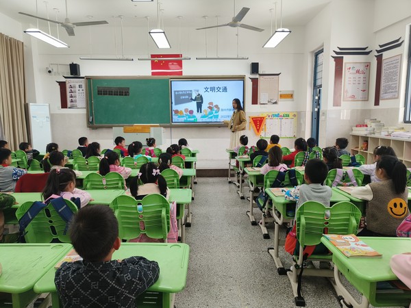 交通安全教育.jpg