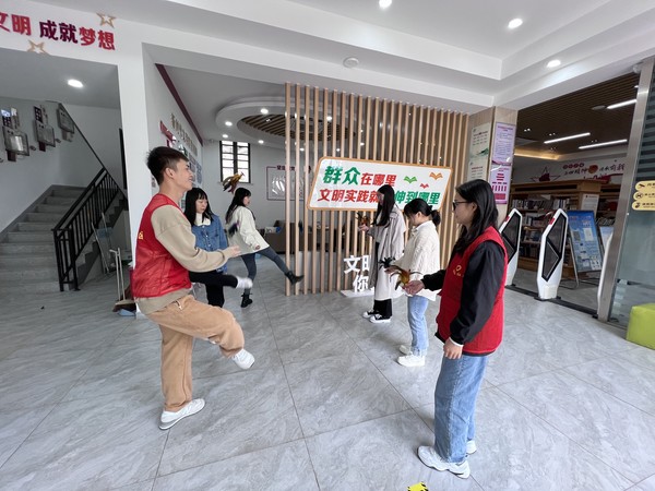 2022年10月 日,健身活动.jpg