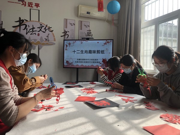 滁州市南谯区文昌花园社区新时代文明实践站,2022年11月4日,开展“人人践行低碳生活 共建生态文明城市”志愿服务活动(拍摄单位:文昌花园社区 拍摄人:周婷婷) (13).jpg