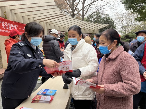 普法宣传2.jpg