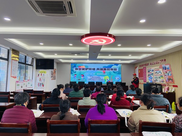 滁州市南谯区永乐社区新时代文明实践站，2022年12月14日，组织开展“自觉爱护环境 共建美丽家园”（拍摄单位：永乐社区 拍摄者：李杨） (1).jpg