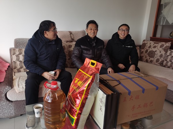 慰问教师 (1).jpg