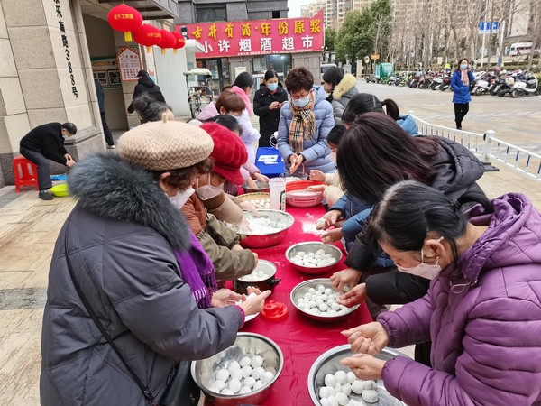 搓元宵1111.jpg