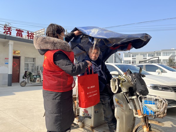 油坊村2.27志愿者活动照片.jpg
