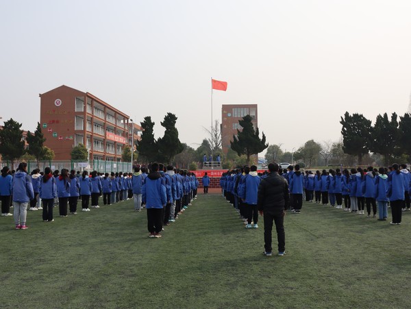 2023年3月1日,滁州市第十中学举行“学雷锋活动月”启动仪式.JPG
