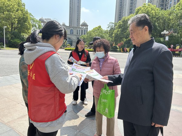 滁州市南谯区同乐街道同乐社区新时代文明实践站，2023年4月26日上午，组织开展 “垃圾要分类 生活变完美”主题宣传教育活动2.jpg