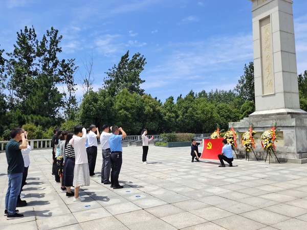 2023年6月28日，中共安徽省植物保护总站支部与中共滁州市南谯区农业农村技术推广中心支部开展共建活动 (2).jpg
