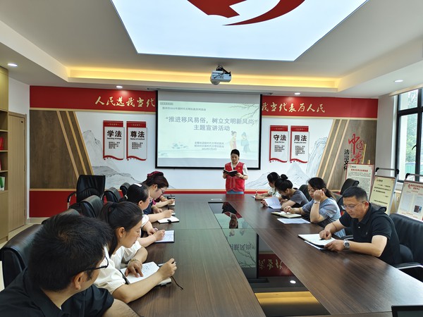 陡岗社区新时代文明实践站2023年7月3日上午开展“推进移风易俗，树立文明新风尚”主题宣讲活动（拍摄单位：陡岗社区，拍摄人：张苗苗）（1）.jpg