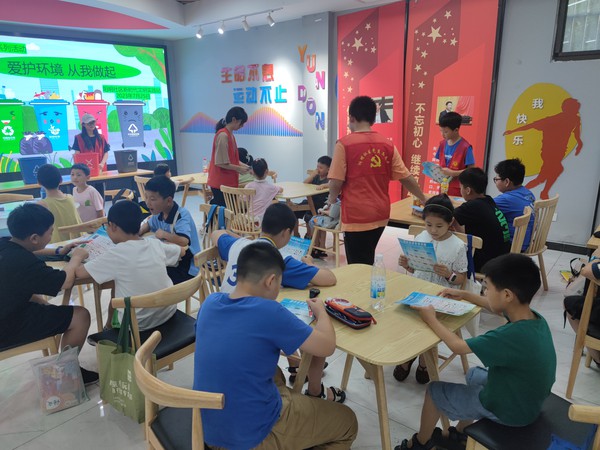 滁州市南谯区同乐街道阳明社区新时代文明实践站，2023年7月24日下午，开展&ldquo;爱护环境 从我做起&rdquo;主题活动1.jpg