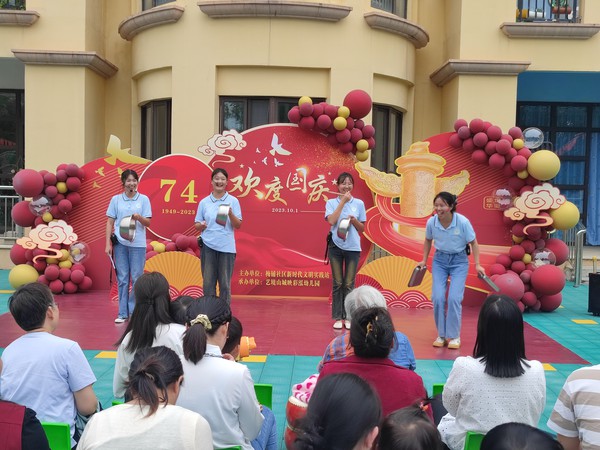 国庆文艺演出 (1).jpg