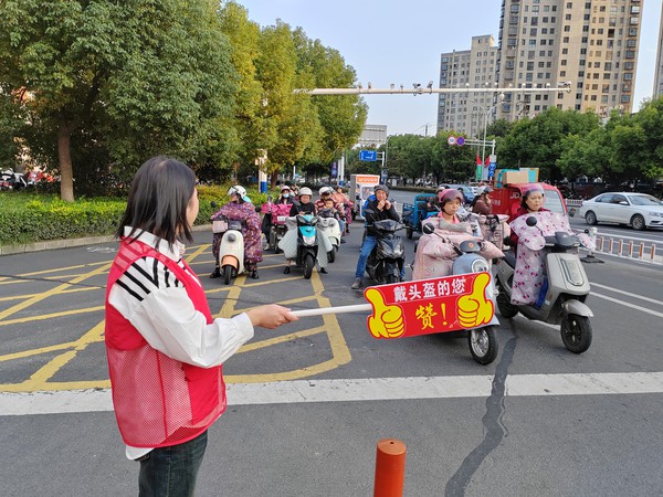 文明劝导1.jpg