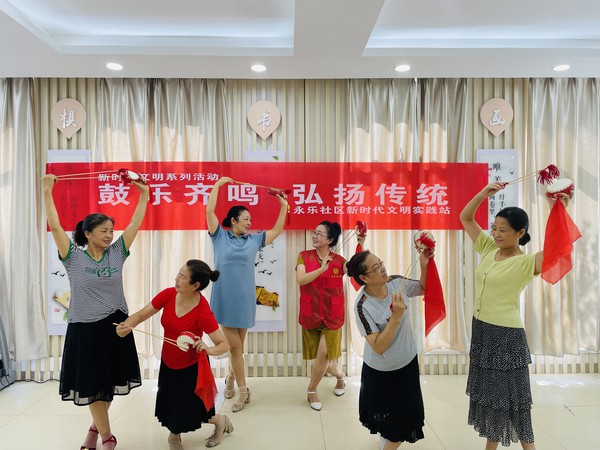 滁州市南谯区永乐社区新时代文明实践站，2022年8月12日，开展“鼓乐齐鸣 继承传统”宣传文化活动（拍摄单位：永乐社区 拍摄者：梁爽） (2).JPG