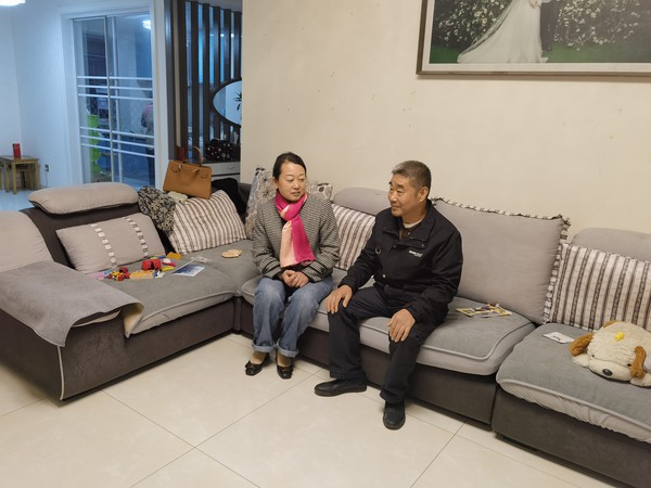 敬老月慰问杨子友.jpg