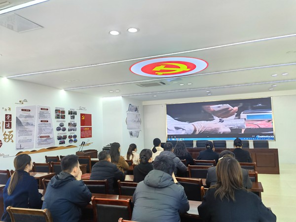 2023年 11月17日，永乐社区侨胞之家开展&ldquo;观看红色电影 重温红色记忆&rdquo;主题观影活动 (3).jpg