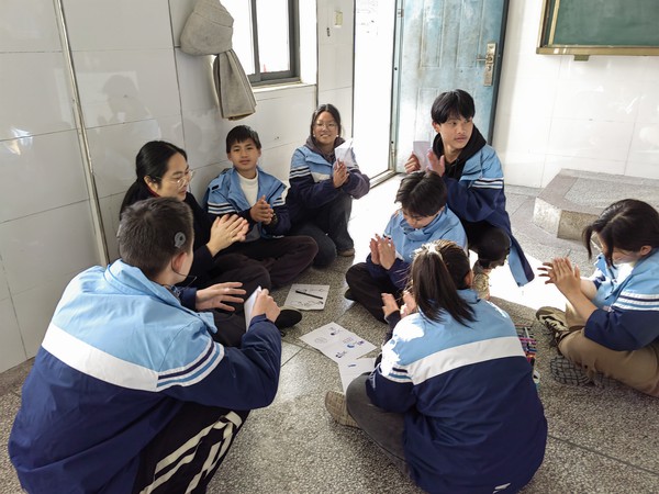我们一起拍拍手.jpg
