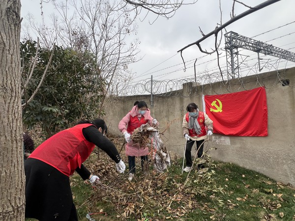 沙河社区新时代文明实践站，2023年12月13日下午，组织志愿者开展爱国卫生运动（拍摄者：王淼；拍摄单位：南谯区沙河镇沙河社区） (1).JPG