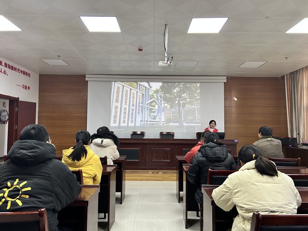 滁州市南谯区文昌花园社区新时代文明实践站,2023年12月22日下午,开展“推进移风易俗 弘扬时代新风”主题活动。(拍摄单位:文昌花园社区 拍摄人:周婷婷) (2).jpg