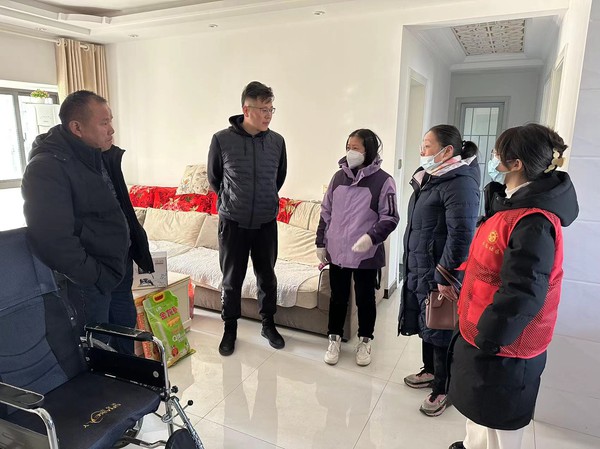 为侨服务 关爱归侨侨眷.jpg