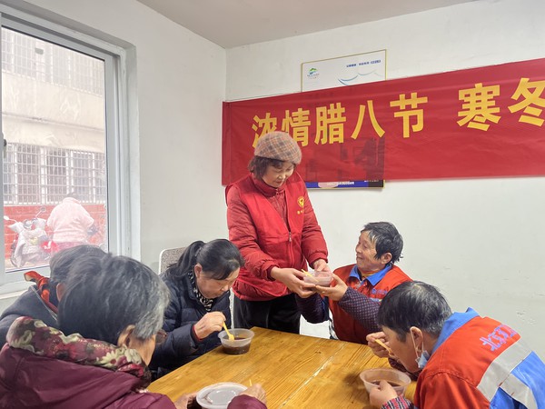 浓情腊八送温暖2.jpg