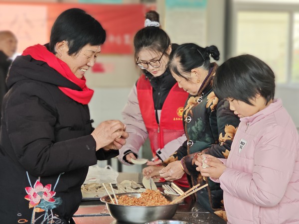 包饺子.jpg