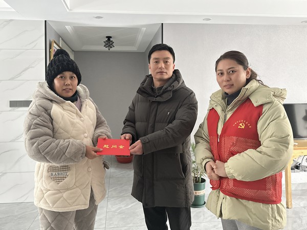 滁州市南谯区同乐街道阳明社区新时代文明实践站，2024年2月5日下午，开展困难群众走访慰问活动.jpg