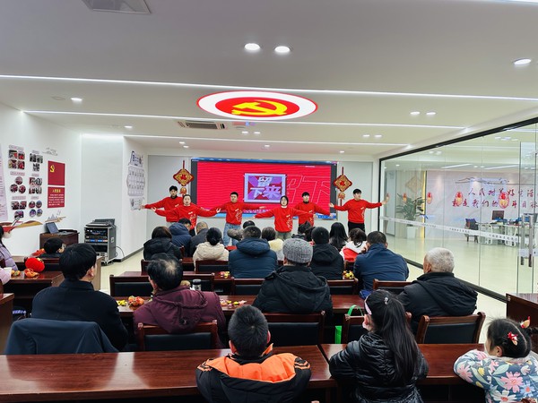 滁州市南谯区龙蟠街道永乐社区侨胞之家开展“侨心永向党 欢喜迎新春”主题活动 (2).jpg