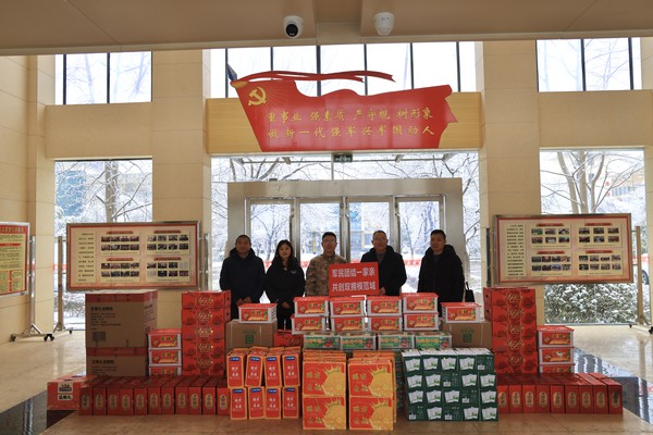 2.5 南谯区农业农村局赴区人武部慰问.jpg