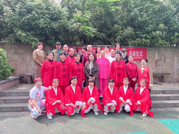 启动会合影1.jpg