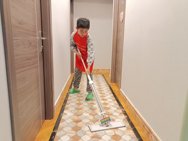 组织开展家庭劳动实践活动.jpg