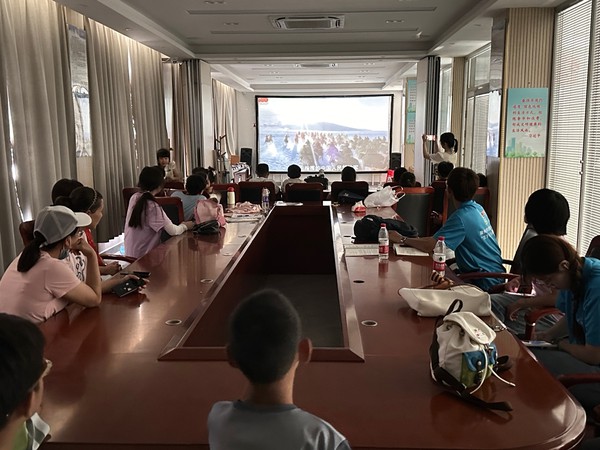 7.31同乐街道红色电影.png