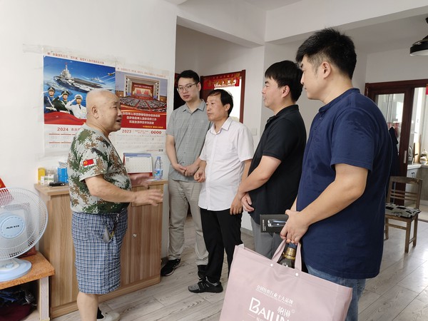 20240801市局优抚科钱科长、电信副总经理施总、区局郭主任走访慰问优抚对象徐国财吴元仁5.jpg